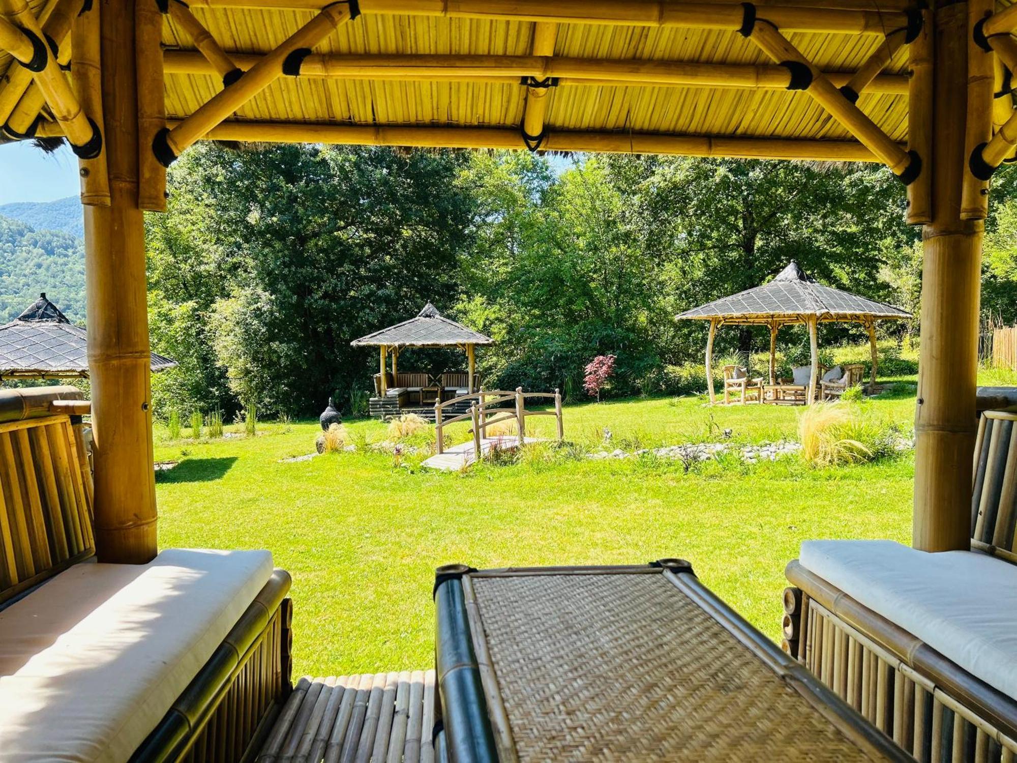 Camping-Gites Au Songe Du Valier Seix Exterior foto